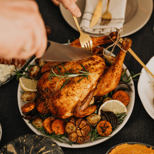 Locally sourced organic holiday food at a farmers’ market